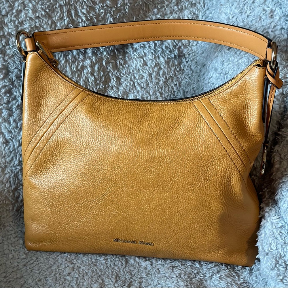 Micheal Kors Tote/shoulder bag